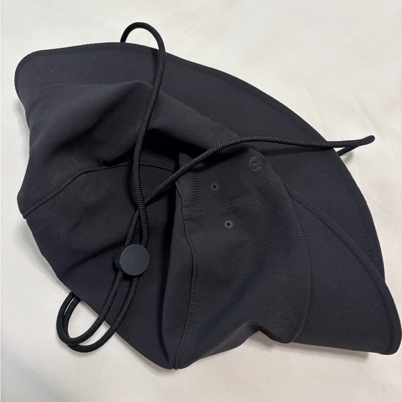 Bucket Hat.  Lululemon.  Size XS/S. - Picture 4 of 9